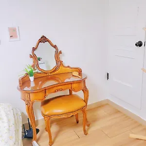  Гостевой дом Jenny House Южная Корея